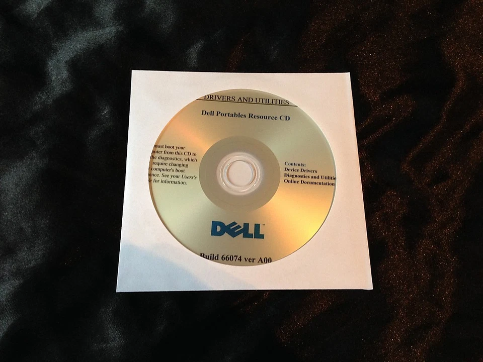 Dell Inspiron 600m 8500 D800 D400 5100 1100 300m D500 5150 8600 Drivers CD DVD - Image 1 of 1