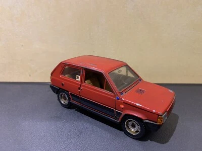 Fiat Panda 30 ROSSA 1/25 MEBETOYS MATTEL Discreta  - Immagine 1 di 4