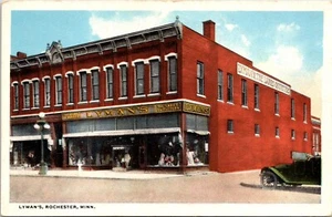 Postal Lyman's Damas Outfitters Coche Antiguo Rochester Minnesota D3 - Imagen 1 de 2