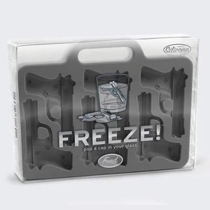 Fred 'Freeze!' Kurzwaffeneisschale - Supercoole Kurzwaffeneiswürfel - Bild 1 von 4