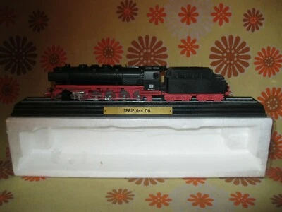 Ancienne LOCOMOTIVE MINIATURE SERIE 044 DB COLLECTION EDITIONS ATLAS Boîte Train - Photo 1/4