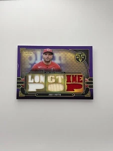 2024 Topps Triple Hilos - Triple Hilo Reliquias Joey Votto Amatista/27 - Imagen 1 de 2