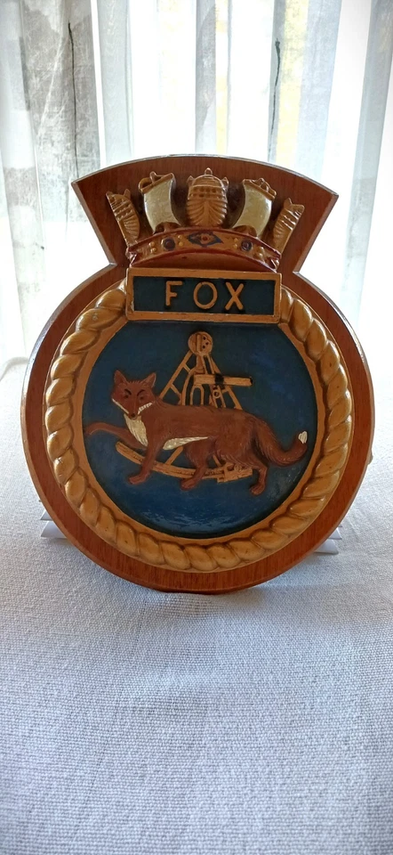 HMS FOX Ships Crest Hand Painted, Solid Wood Mount, 958g, Royal Navy 10" X 8" - Image 1 of 1
