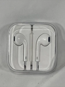 Apple iPhone iPod Ear Pods Wired 3.5mm Headphone Plug In Genuine OEM - Picture 1 of 2