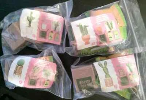 4 NEW MGA miniverse make it mini lifestyle BARRELL PADDLE TALL & TWIN CACTUS set - Picture 1 of 1