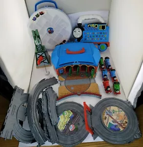 Preowned Thomas & Friends Buildable DIE-CAST Engine Train Tidmouth Sheds BL223 - Picture 1 of 12