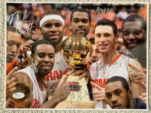 SYRACUSE ORANGE 2009-10 SIGNED 9x12 TEAM PHOTO SIGNED BY 8 PLAYERS JSA - Picture 1 of 4