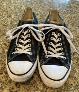 Converse All Star Black Canvas Men’s 10 Women’s 12 Low Top Shoes Chuck Taylor - Picture 1 of 7