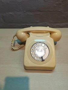Vintage Retro GPO 1970’s Brown Telephone Dial Type Two Tone Untested Prop - Bild 1 von 8