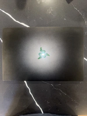 Razer Blade 15 Advanced Model - QHD 165Hz - GeForce RTX 3070 - Black - Image 1 of 3