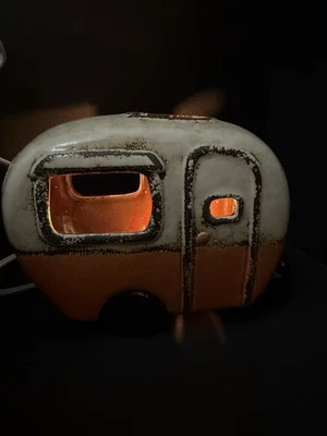 Kirkland Nlight Camper Orange And White - Image 1 of 4