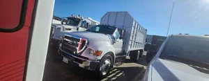 2015 Ford Super Duty F-650 Straight Frame Gas 16ft chipper RUGBY hoist- - Picture 1 of 12