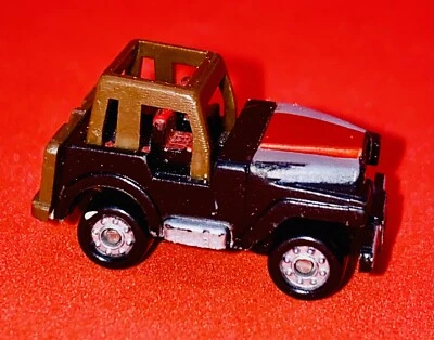 Vintage Micro Machines JEEP WRANGLER 1988 Funrise Black Red Silver - Image 1 of 4