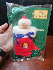 1997 Disney Holiday Weihnachtsstrumpf Prinzessin Cinderella Avon Mattel NEU - Bild 1 von 2