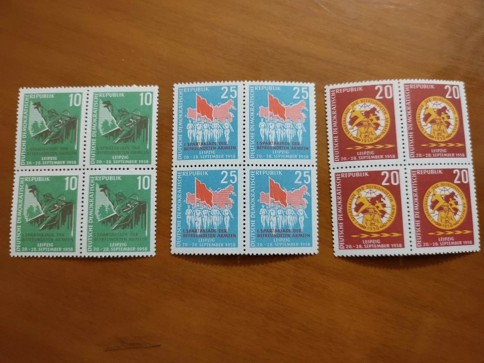 LOTE 3X SELLOS BLOQUE DE 4 1958 ALEMANIA DEMOCRÁTICA NUEVOS - Imagen 1 de 1