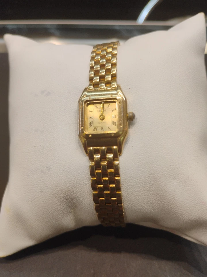 14 karat gold Geneva quartz ladies watch - Image 1 of 4