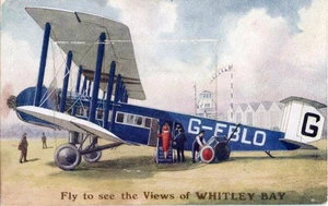POSTAL EXTRAÍBLE IMPRESA DE UN AVIÓN, "VISTAS DE LA BAHÍA DE WHITLEY", NORTHUMBERLAND - Imagen 1 de 3