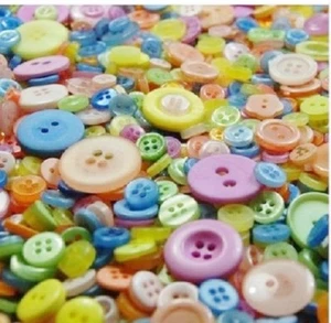 Botones mixtos de colores pastel surtidos de 50 g - Imagen 1 de 1