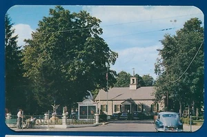 Ellenville New York ny Liberty Square old autos 1950s Postcard - Picture 1 of 1