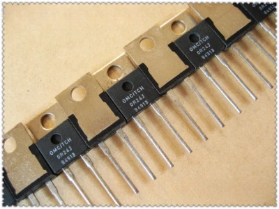 OHMITE (OMC) TCH Series 0.24R/35W 5% Power Resistor 35W/0.24R 10×4.5×15mm - Image 1 of 2