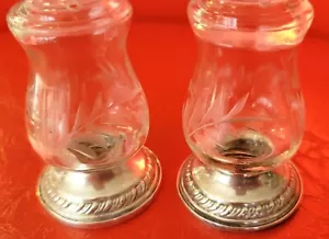 Quaker Silver Co. #703 Sterling Weighted Hurricane Etched Salt & Pepper Shakers - Picture 1 of 8