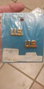 Vintage US Army Officers U.S. Insignia Set / Sealed on Card  - Picture 1 of 2