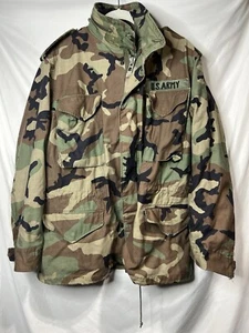 VNTG Alpha Ind US Army Cold Weather Field Coat Woodland Camo Size M Short Jacket - Picture 1 of 13