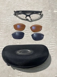 Oakley Men's Sunglasses with 3 Sets of Interchangeable Lenses, Case Pre Owned - Picture 1 of 2