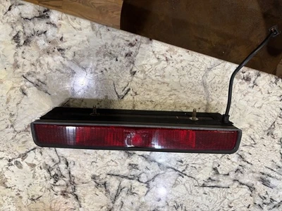 Luz de freio spoiler traseira Mercedes-Benz 190E 2.3 16V Cosworth - OEM - Imagem 1 de 4