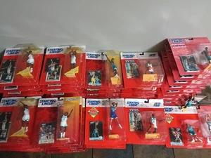 🏀Menge (47) Kenner Startaufstellung NBA CHARLOTTE HORNETS Spielzeug Actionfiguren - Bild 1 von 23