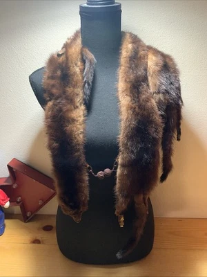 Vintage 1940-1950 5 Mink Fur Pelts Taxidermy Women's Stole/Scarf in good cond - Image 1 of 4