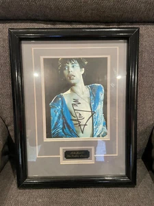FOTO DE COLECCIÓN FIRMADA POR YOUNG MICK JAGGER 8X10 ENMARCADA MATE AUTOGRAFIADA CON CERTIFICADO DE AUTENTICIDAD - Imagen 1 de 7