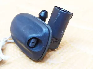 Mini Countryman F60 2018-2021 Front Windshield Washer Nozzle Spray 7411719-03 - Picture 1 of 7