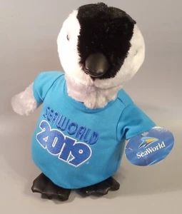 Sea World Penguin Plush. 2019 Tee.  W/Tag. 9" Tall. Vinyl Beak And Feet - Picture 1 of 9
