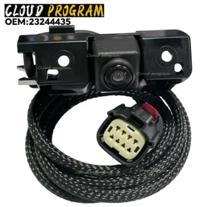 Cámara trasera OEM 23244435 para camioneta Chevrolet Silverado 1500-3500HD GMC Sierra - Imagen 1 de 5