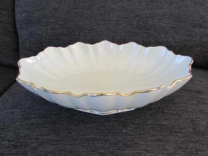 Lenox Symphony Oval Footed Bowl w/24K Gold Trim & Scalloped Edges (NWOB) - Picture 1 of 1