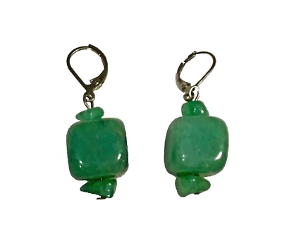 Pendientes colgantes artesanales 🧑‍🎨 piedra de jade verde * Foto 1 de 4