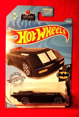Batman/Bat Mobile Hot Wheels Treasure Hunt 2017 Foto 1 de 4