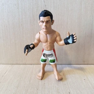 Figura DOMINICK CRUZ UFC 6" 2011 Edición Redonda 5 Sin Cinturón Usada Leer Información ¡Blw! - Imagen 1 de 12