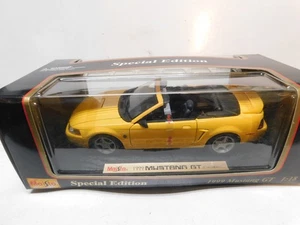 Maisto- 1/18 - 1999 Mustang G T  Convertible - Picture 1 of 1