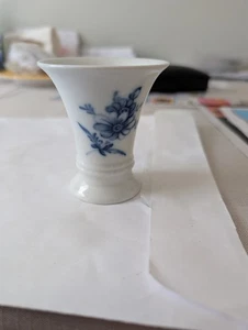 Lottine Furstenberg Germania piccolo vaso svasato 3" bocciolo cobalto vintage - Foto 1 di 4