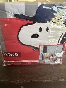  3 Piece Snoopy  Crib/Toddler Bedding. New in original packaging Never used  - Picture 1 of 5
