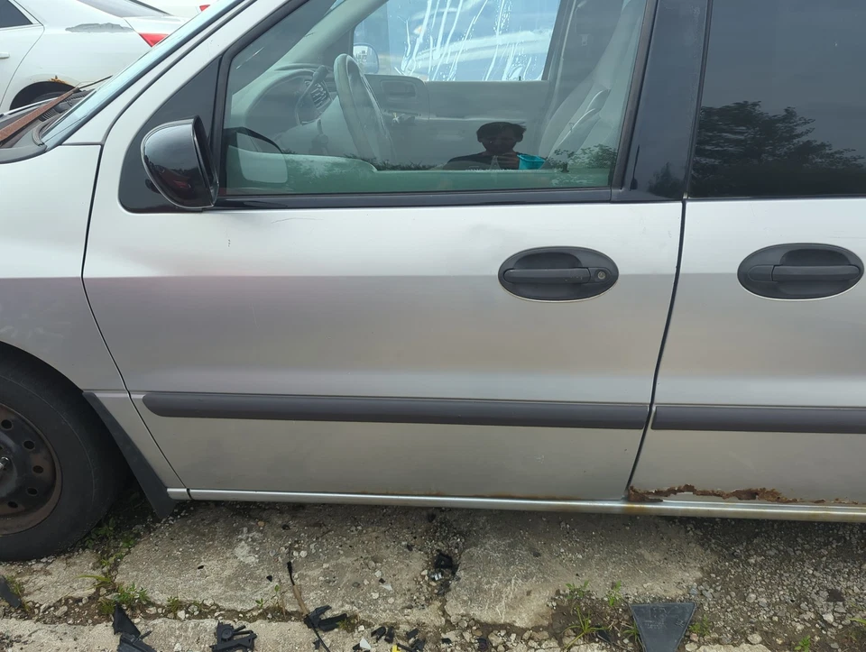 1999-2003 Ford Windstar Driver Front Door Oem C58VT Foto 1 de 1