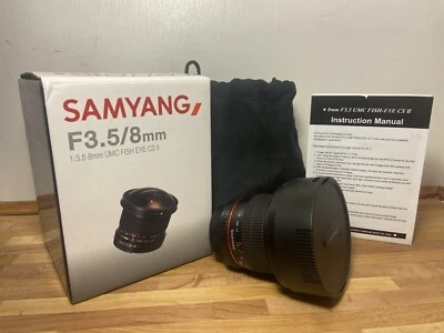 Lente ojo de pez Samyang Syhd8M-N 8 mm f/3,5 HD con capucha extraíble para Nikon  Foto 1 de 4