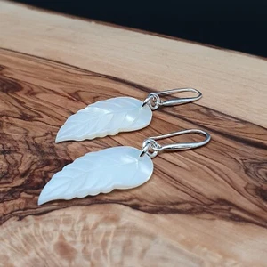 Shell Earrings Carved Leaf White Mother of Pearl Dangle Drop Sterling Silver - Picture 1 of 20
