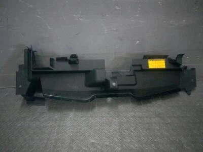 Soporte radiador cubierta superior Toyota genuino OEM PRIUS C 2011- Foto 1 de 3