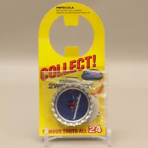 Insignia bidireccional tipo corona Pepsiman Pepsi Japón Y953 - Imagen 1 de 5