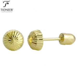 Runde Form 14k Gold geschnitzt facettiert 5,5mm Charm zierliche Schraubverschluss Ohrstecker - Bild 1 von 3