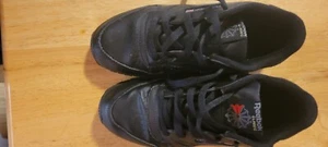 Reebok Classic Running Shoes Unisex Kids Size 2 Black Leather Athletic Sneakers - Picture 1 of 5