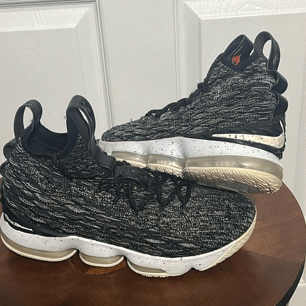 Nike LeBron 15 Ashes - 897648-002 for Sale | Authenticity Nike LeBron 15 Ashes - 897648-002 for Sale | Authenticity